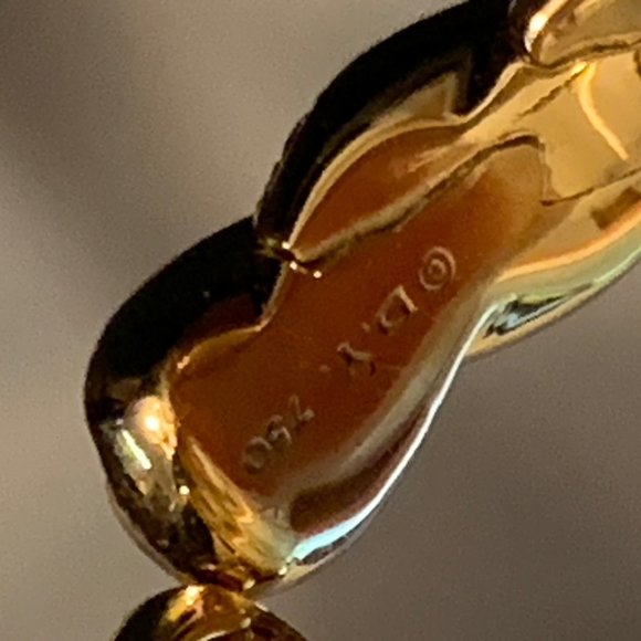 SOLD     David Yurman 18k Diamond Band - Picture 5 of 11